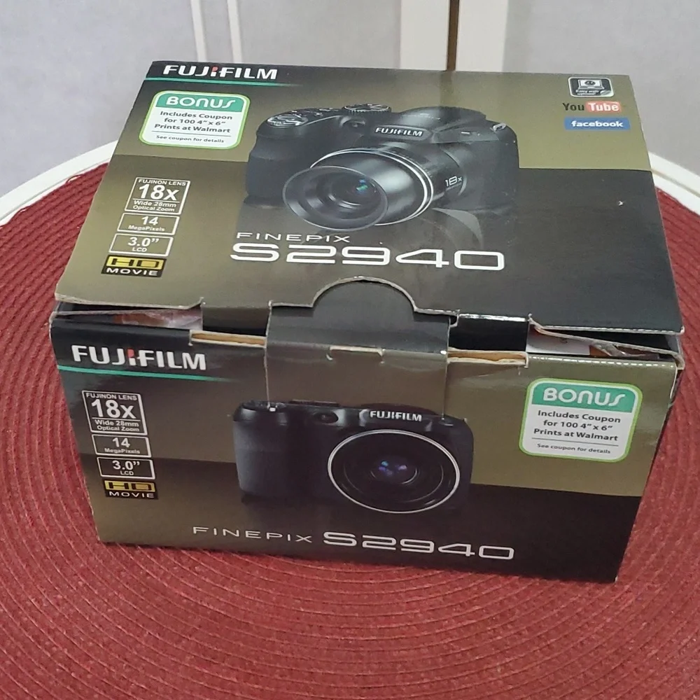 Fujifilm Finepix S2940 Camera